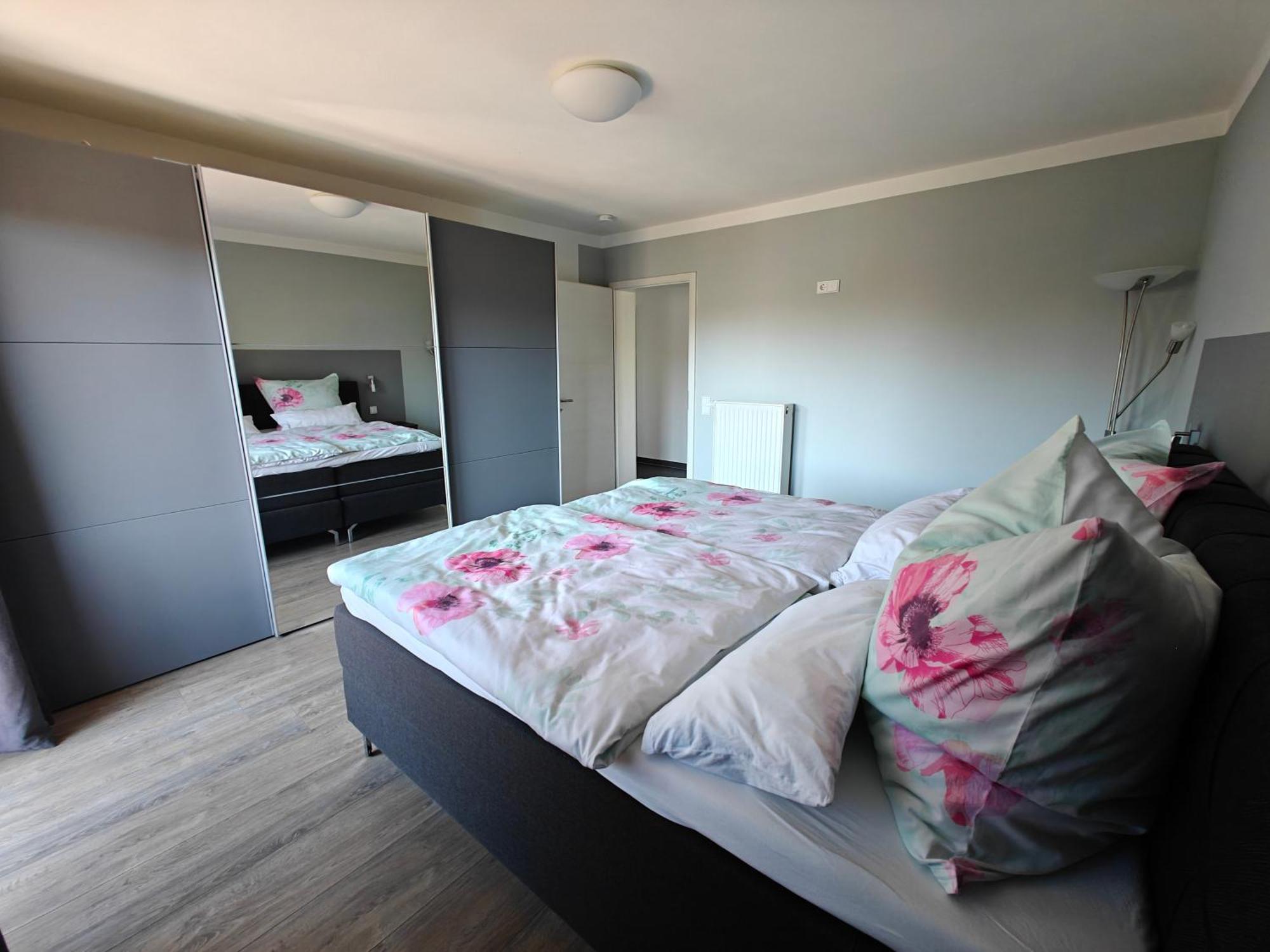Apartment Kaufering Bagian luar foto