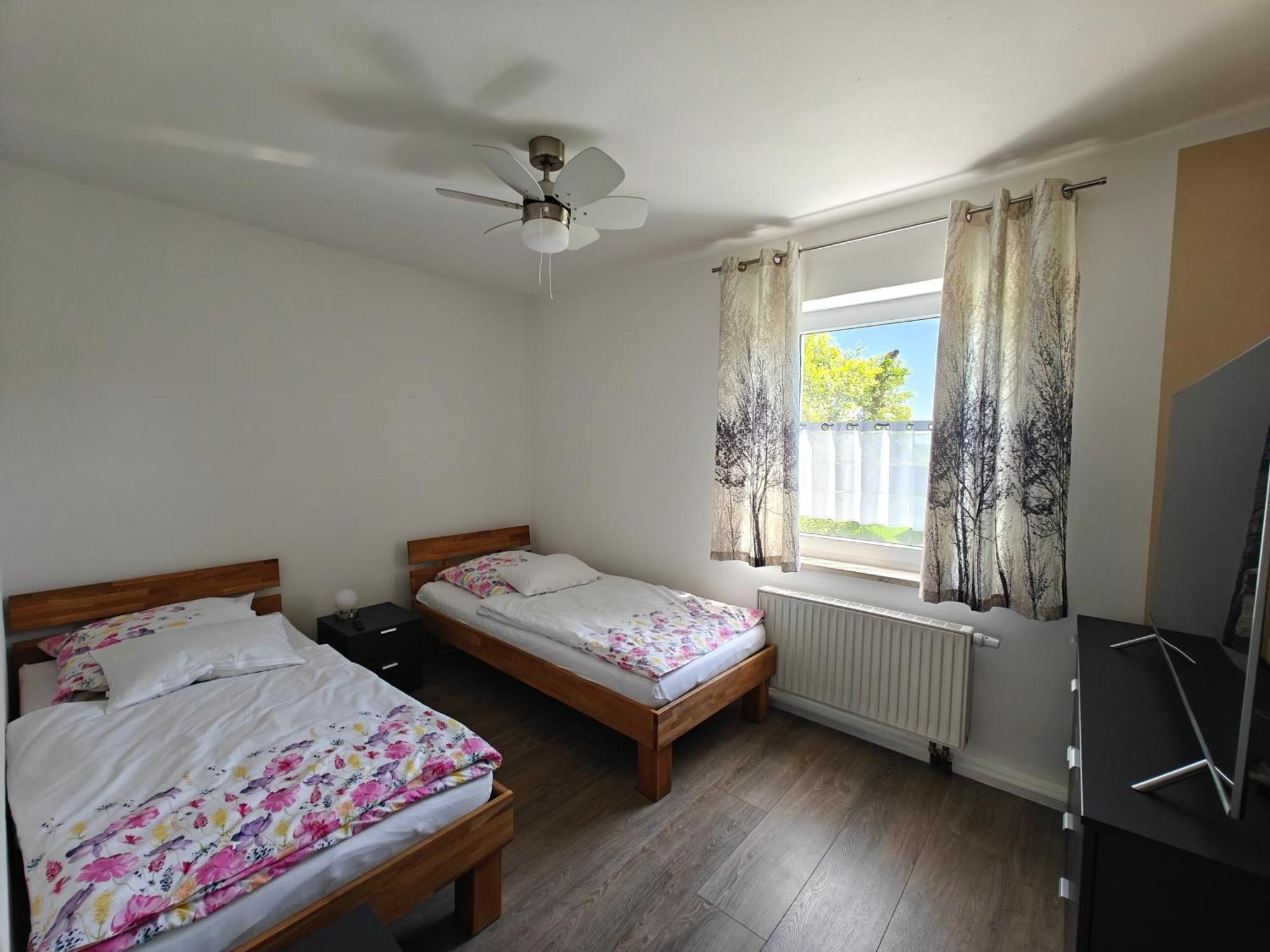 Apartment Kaufering Bagian luar foto